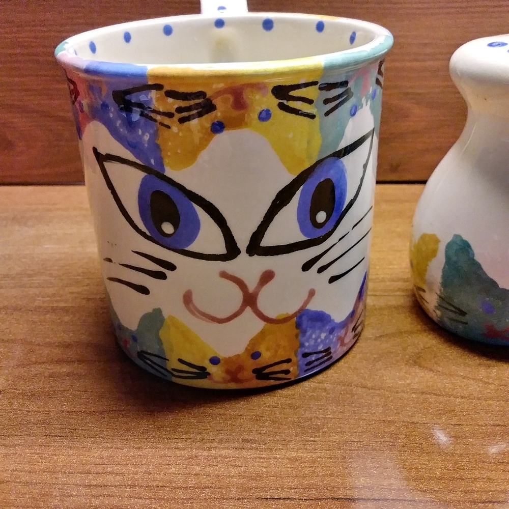MEOW COFFEE MUG W/SALT N' PEPPER SHAKERS